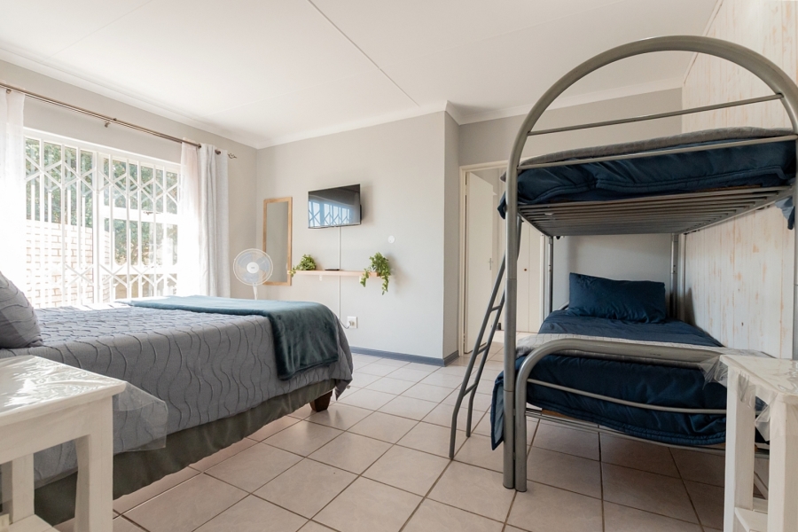 3 Bedroom Property for Sale in Myburgh Park Western Cape